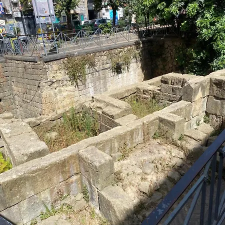 San Felice Palace Neapol